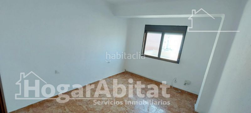 Foto dff7b55e-7f52-4e16-a0eb-ad7b70d36bbc. Pis a Centro Ciudad Manises