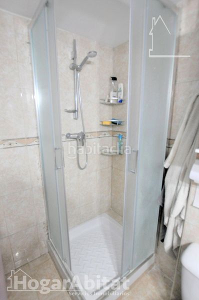 Foto a49e87cb-209e-49b3-8c4c-9e9e758d21ef. Pis amb calefacció a La Fontsanta Valencia