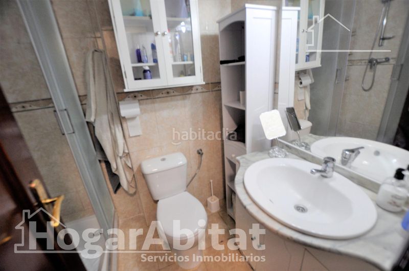 Foto b4cd78c1-a9a0-4d09-b55e-a9244e803b1f. Pis amb calefacció a La Fontsanta Valencia