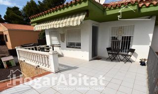 Xalet  Urbanizacion urbanización monte cristina. Reformado, exterior y luminoso en urbanización con piscina, terr