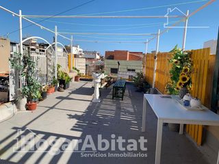 Haus  Calle calle san pascual. Amplia casa reformada con gran terraza