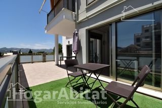 Etagenwohnung  Avenida de matisse. Seminuevo con terraza, piscina y garaje