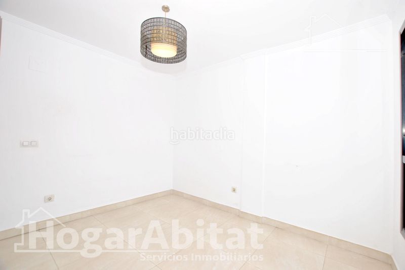 Foto 4c3bd8a7-2dbc-49c8-8cd6-dfb8c6306f04. Pis amb calefacció aparcament a Saladar Dénia