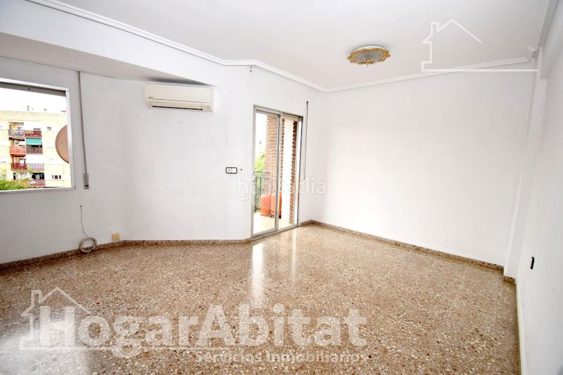 Foto 020ff220-3061-47c1-a4d6-84dbef1d9747. Pis a Alaquàs