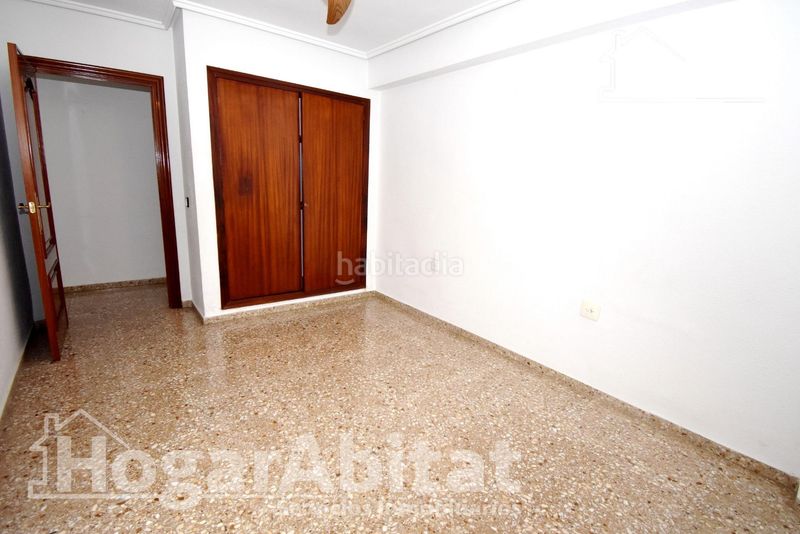Foto 09cdfa91-d178-49b4-9fa0-1aa432c1040e. Pis a Alaquàs