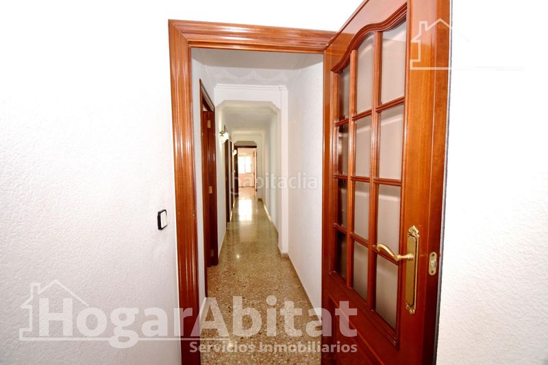 Foto a33360d4-fd31-47ba-ab76-38961c5d1ca4. Pis a Alaquàs