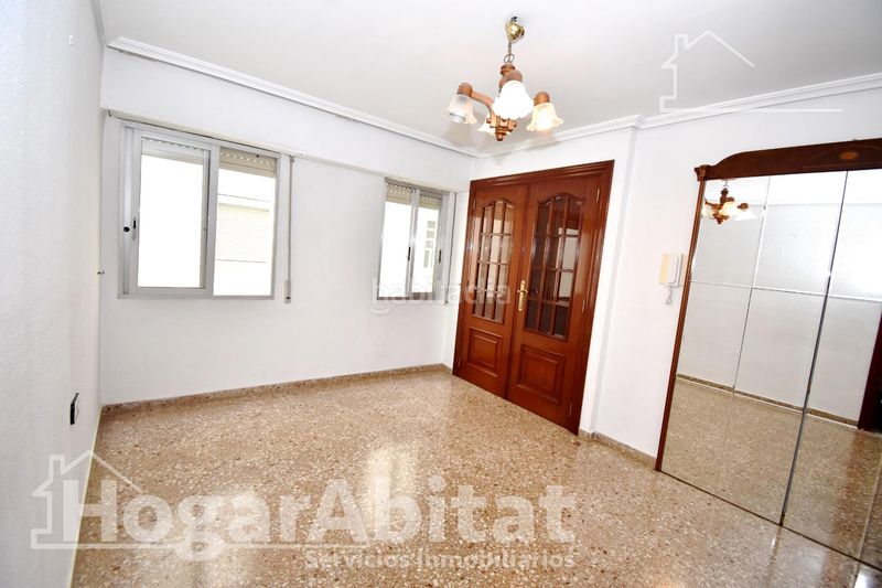 Foto ce7e4636-0e91-44a7-9156-49ef5d1a6205. Pis a Alaquàs