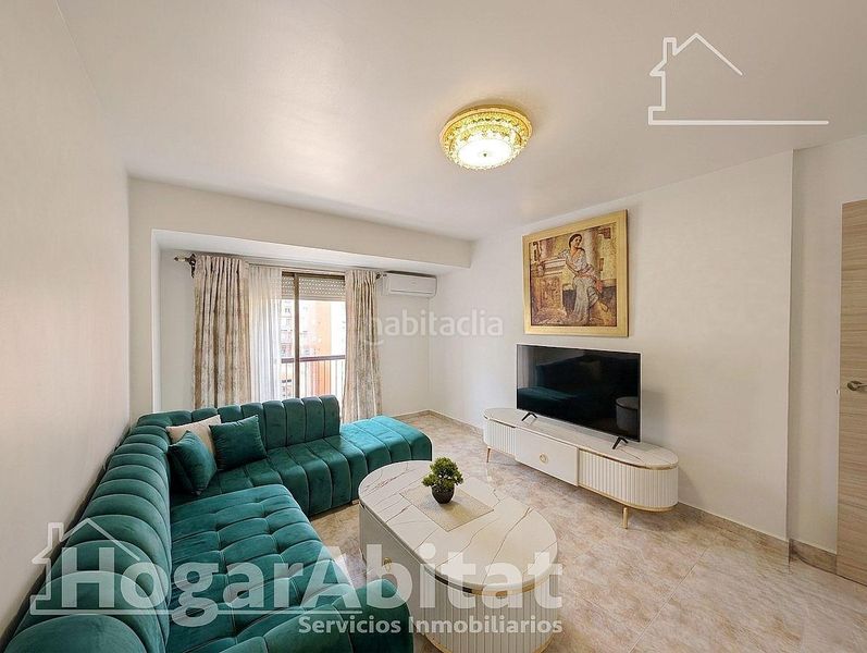 Foto d679e885-b8cd-46f6-8e6b-01701c52eda4. Pis amb calefacció a Carolinas Altas Alicante