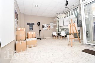 Local Comercial en Calle RAMON Y CAJAL