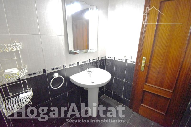 Foto 3298ce81-a82d-498d-81c3-c965eacce8e6. Pis a Llombai Burriana