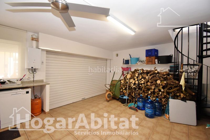 Foto 2474b361-823d-45d9-adc7-c1d3d8cc0057. Casa amb aparcament a Almenara