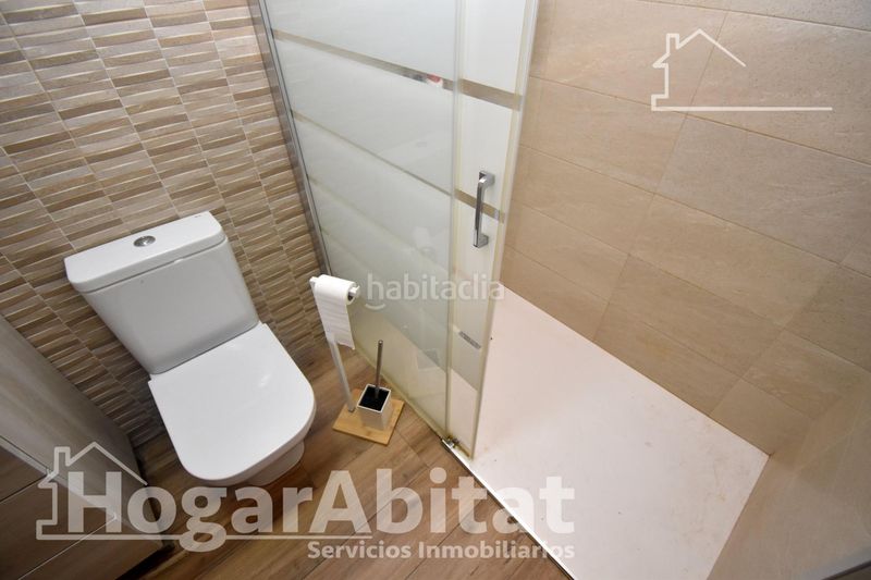 Foto 2d5710b9-c060-4f32-97cb-6cd6d230fdfb. Casa amb aparcament a Almenara