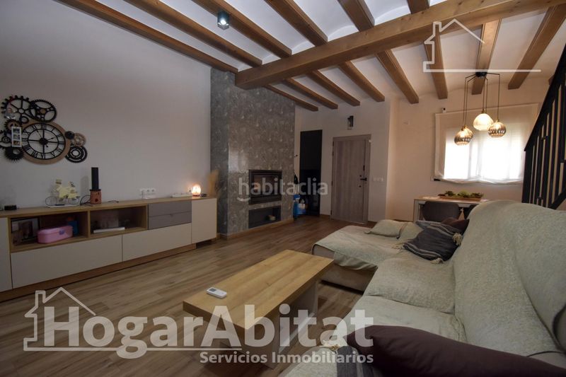 Foto 3882dc0a-1bd6-44d4-a134-7397df857734. Casa amb aparcament a Almenara
