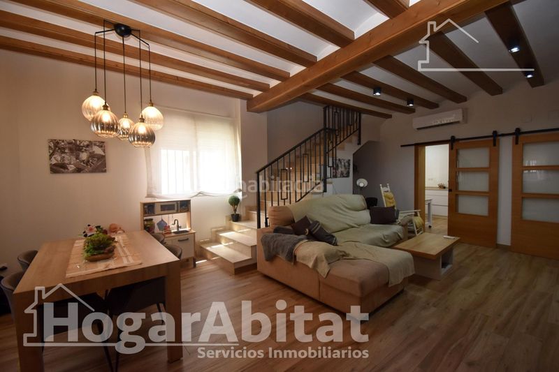 Foto a1c1783a-e9b7-464d-a7b7-3313b2c33ffa. Casa amb aparcament a Almenara