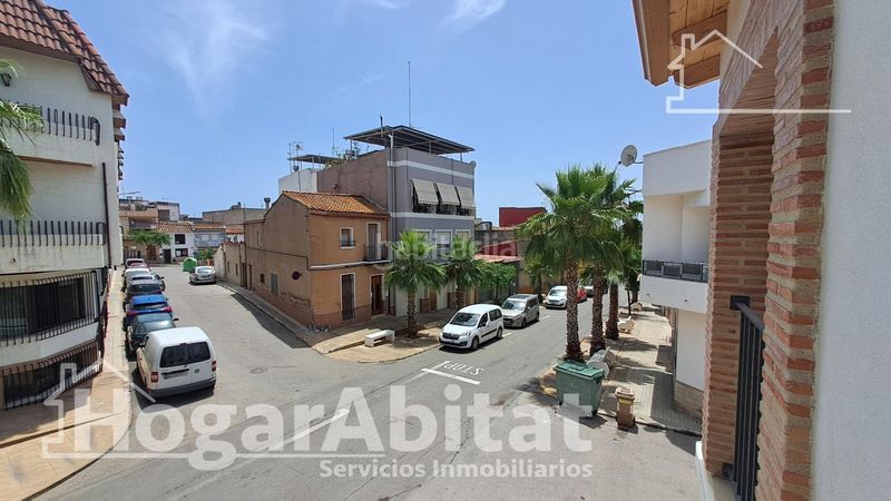 Foto df614b06-56f5-4505-957c-8d38e42ad701. Casa amb aparcament a Almenara