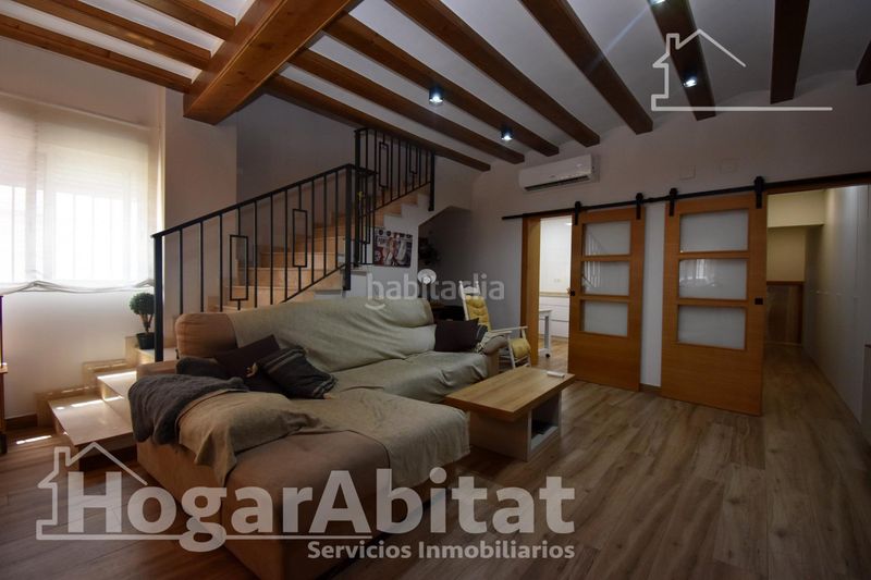 Foto fa5459dc-58d9-4574-af75-3e3ed10a2593. Casa amb aparcament a Almenara