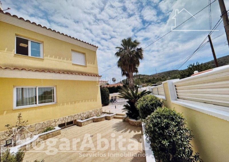 Foto a7382639-c7fb-41f8-9168-24783435e692. Xalet amb calefacció aparcament piscina a Borriol