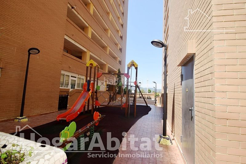 Foto 4c0e9aab-07e4-451f-8770-33abcc8abf32. Pis amb aparcament piscina a Marina Trebol - Neptuno Oropesa del Mar