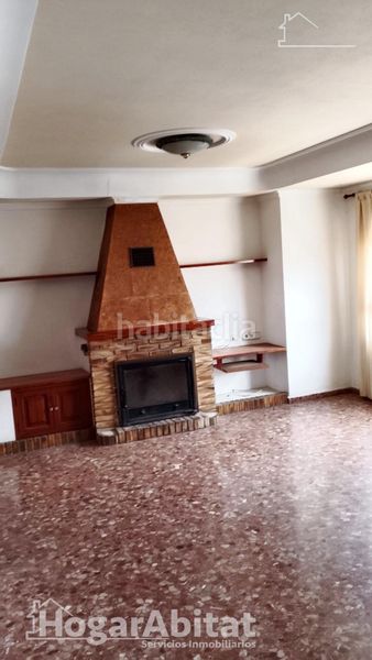Foto fe929d76-a816-474e-aba2-4c7fc4f29b14. Pis a Benifaió