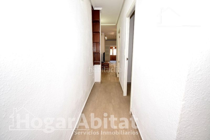 Foto 244e7f99-9f28-4642-aa29-b2be7969591b. Casa a Aldaia