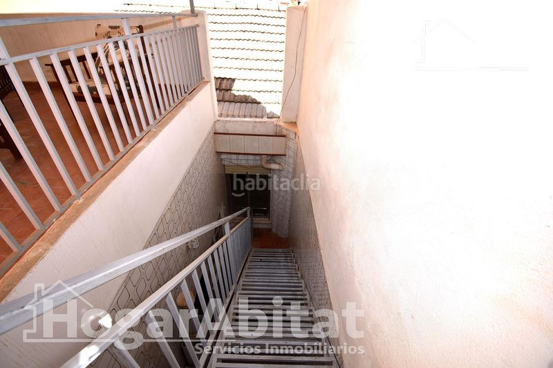 Foto 8067597f-9615-4df3-82d3-c363db659330. Casa a Aldaia