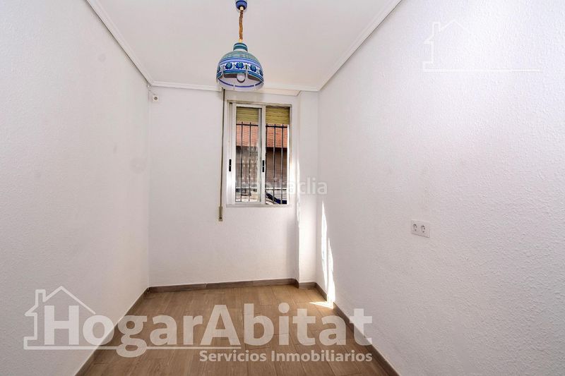Foto afd4fb23-a425-47dd-9825-0f60302f3a15. Casa a Aldaia