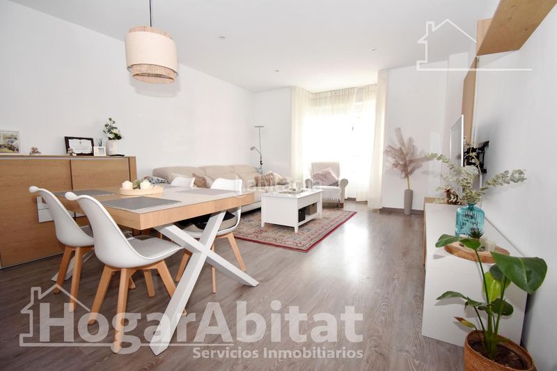 Foto f281ef52-bdfd-48a1-b680-2dda15645f6e. Pis amb calefacció aparcament a Algemesí