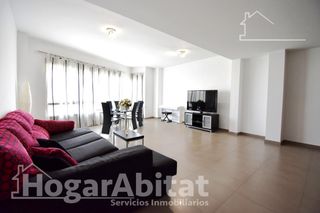 Flat  Avenida ausiàs march. Hogar de lujo! muy amplio, bonito y luminoso, todo amueblado