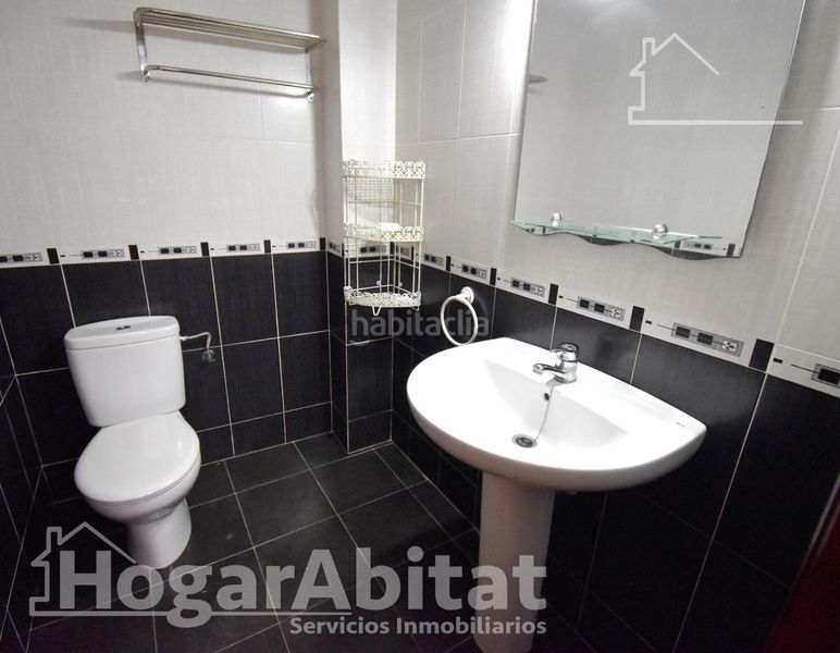 Foto 2f8ade69-a94f-4a3f-8a9b-9ed03b85e532. Pis a Llombai Burriana