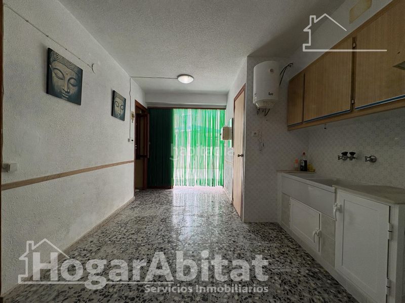 Foto d4658e15-daa2-40d7-b067-5d9c358725ea. Pis amb aparcament a Tavernes de la Valldigna
