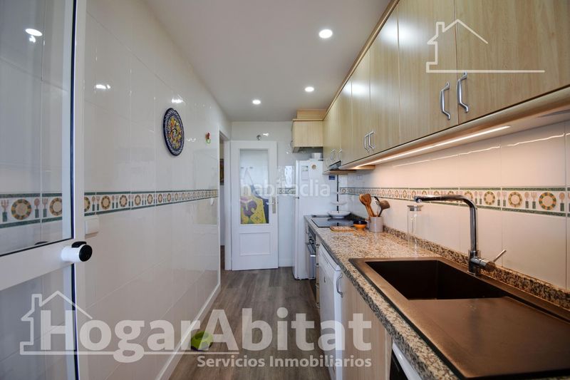 Foto ba12296b-ee75-4155-a37e-c4a07a0c13d1. Pis amb aparcament piscina a Piles
