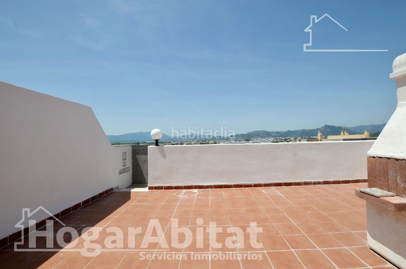 Foto e0a9cfd5-fdda-4b8c-9567-d8fab48bb823. Àtic amb calefacció aparcament piscina a Daimús
