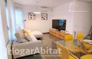 Haus  Calle del médico bosch. Amplia casa reformada con 4 dormitorios, garaje y terraza