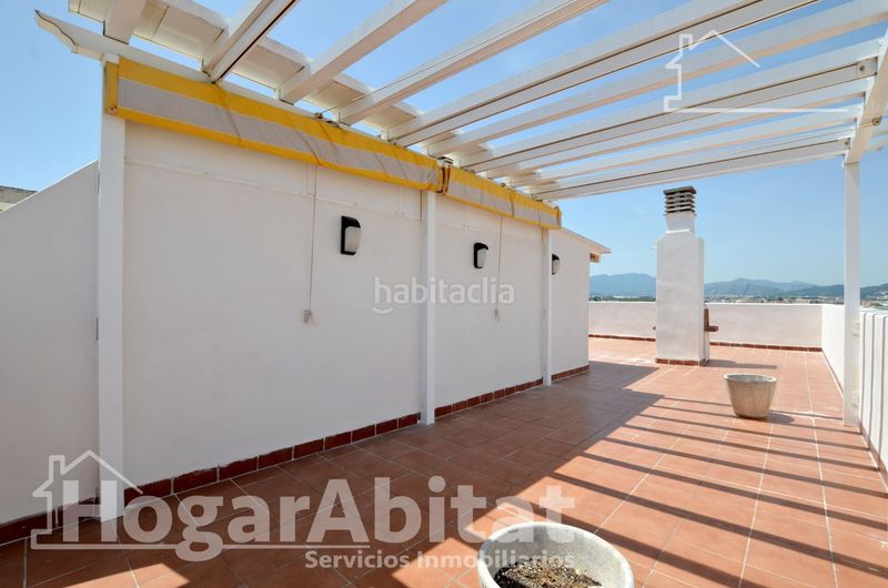Foto ba76ef29-d2fd-46ab-9015-d19ea5443168. Àtic amb calefacció aparcament piscina a Daimús
