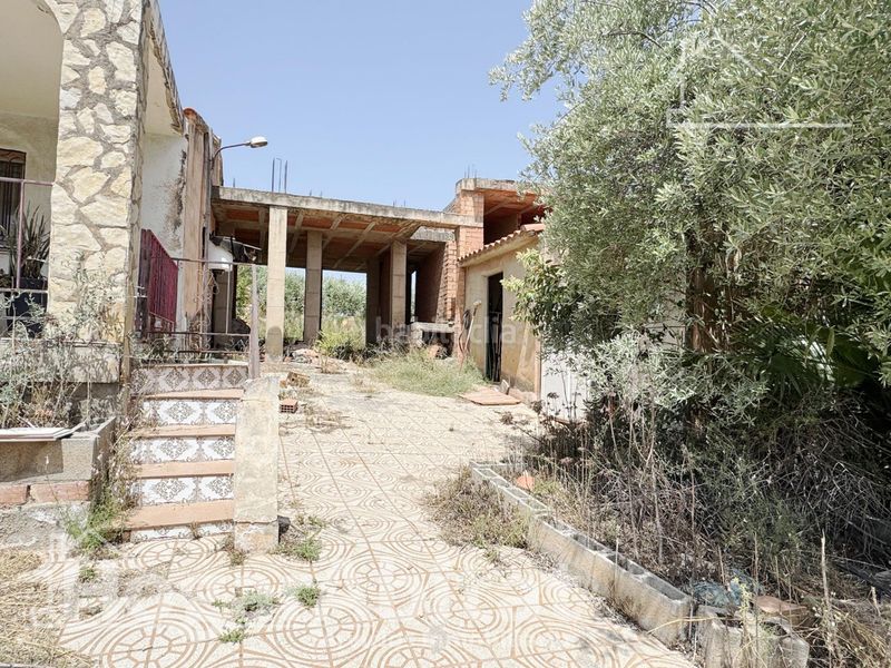 Foto f7d8e032-7d24-41f4-a091-3c69caf48aeb. Xalet amb aparcament a Alcora (l´)