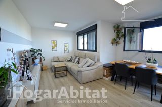 Pis  Calle doctora damiana zaragoza. Seminuevo y exterior en residencial con piscina, garaje y traste