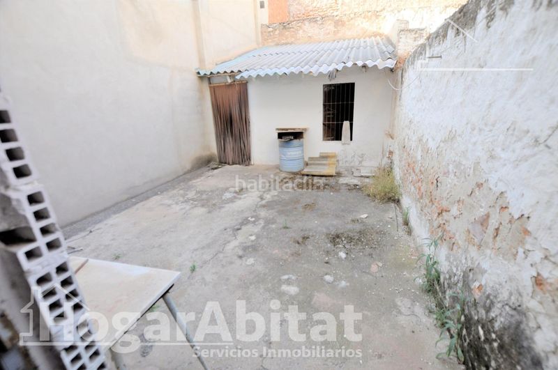 Foto 04d5d6e7-9d86-40a0-8ca0-b9b936586430. Casa amb aparcament a Núcleo Urbano Pobla de Vallbona (la)