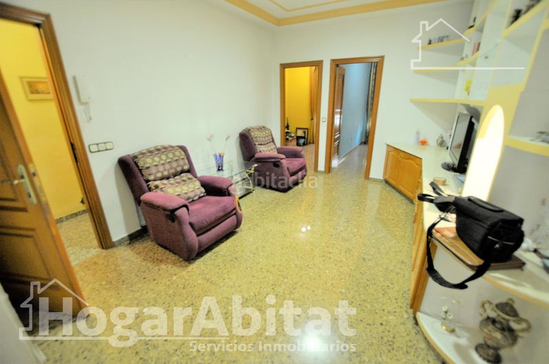 Foto 4323beeb-bbdb-41b1-be1d-a4880602e7e6. Casa amb aparcament a Núcleo Urbano Pobla de Vallbona (la)
