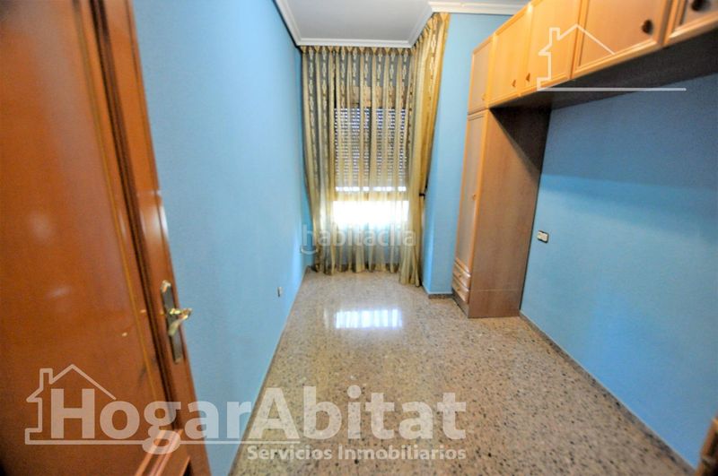 Foto a10c3461-8706-444b-b552-bb41573fde03. Casa amb aparcament a Núcleo Urbano Pobla de Vallbona (la)