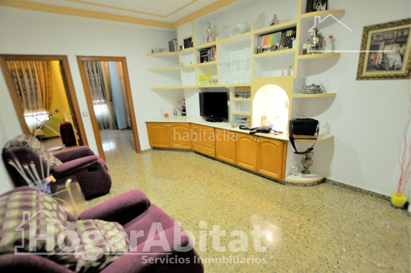 Foto e0ff621b-071f-410c-bf65-f15626147c6d. Casa amb aparcament a Núcleo Urbano Pobla de Vallbona (la)