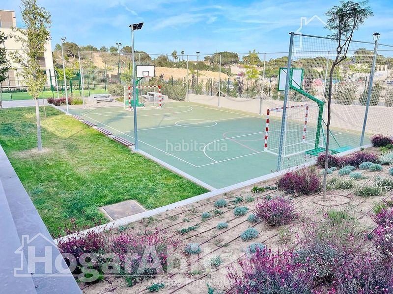Foto 16158f3a-788c-42f3-8650-4d6052f000e6. Pis amb calefacció aparcament piscina a Nueva Santa Barbara - Cruz de Gracia Godella