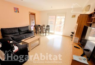 Etagenwohnung  Calle lauri volpi. Burjassot centro! amplio y exterior con garaje y terraza