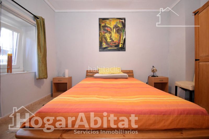 Foto b540de52-b426-47f6-bea0-a78b0ec5903c. House with heating pool in Oliva pueblo Oliva