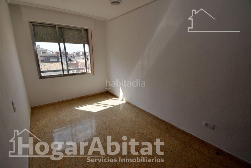 Foto 5126b61f-a582-4dae-ba08-c7f7428363b5. Pis a Centro Almazora / Almassora
