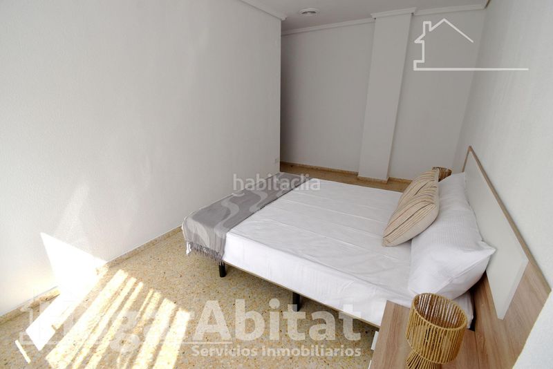 Foto 6d951f53-e69b-4f90-9e2e-ff5843714674. Pis a Centro Almazora / Almassora