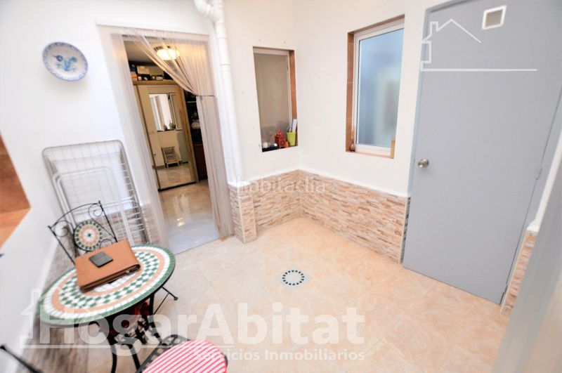 Foto c9db83fb-e0fa-410b-b5f4-28aa1ab9b973. Pis a Puçol ciudad Puçol