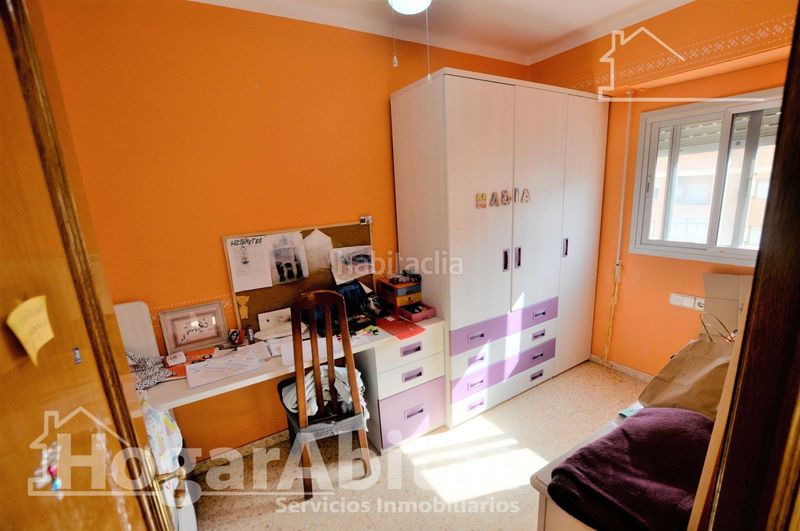 Foto cfdb104f-a97a-4b94-bf93-e32663e2d290. Pis amb calefacció aparcament a L´Eixereta Burjassot