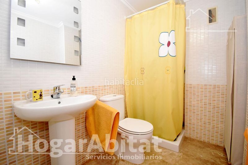 Foto 821daeaf-0d1b-4036-a515-579dbace1ee8. Pis amb aparcament a Oliva pueblo Oliva