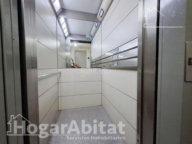 Foto ea1ac540-e834-4413-9cbd-2f3cbd0ae7a0. Pis amb aparcament a Oliva pueblo Oliva