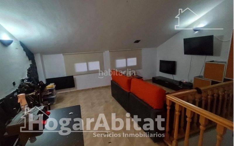 Foto e30bfb85-1b12-4d3a-8223-daf9acef456d. Casa adossada amb aparcament piscina a Vilamarxant